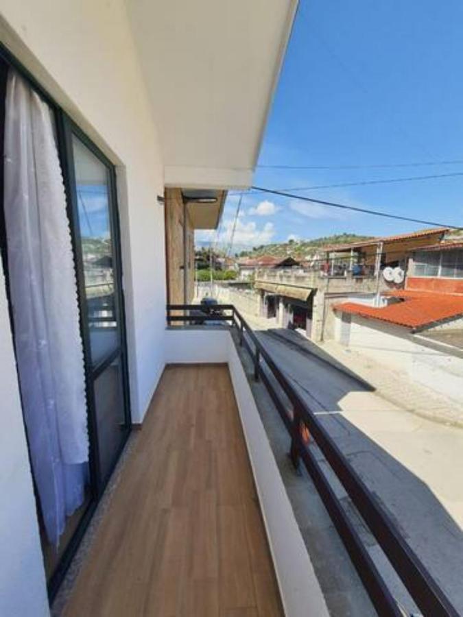 Vila 32 Берат Экстерьер фото