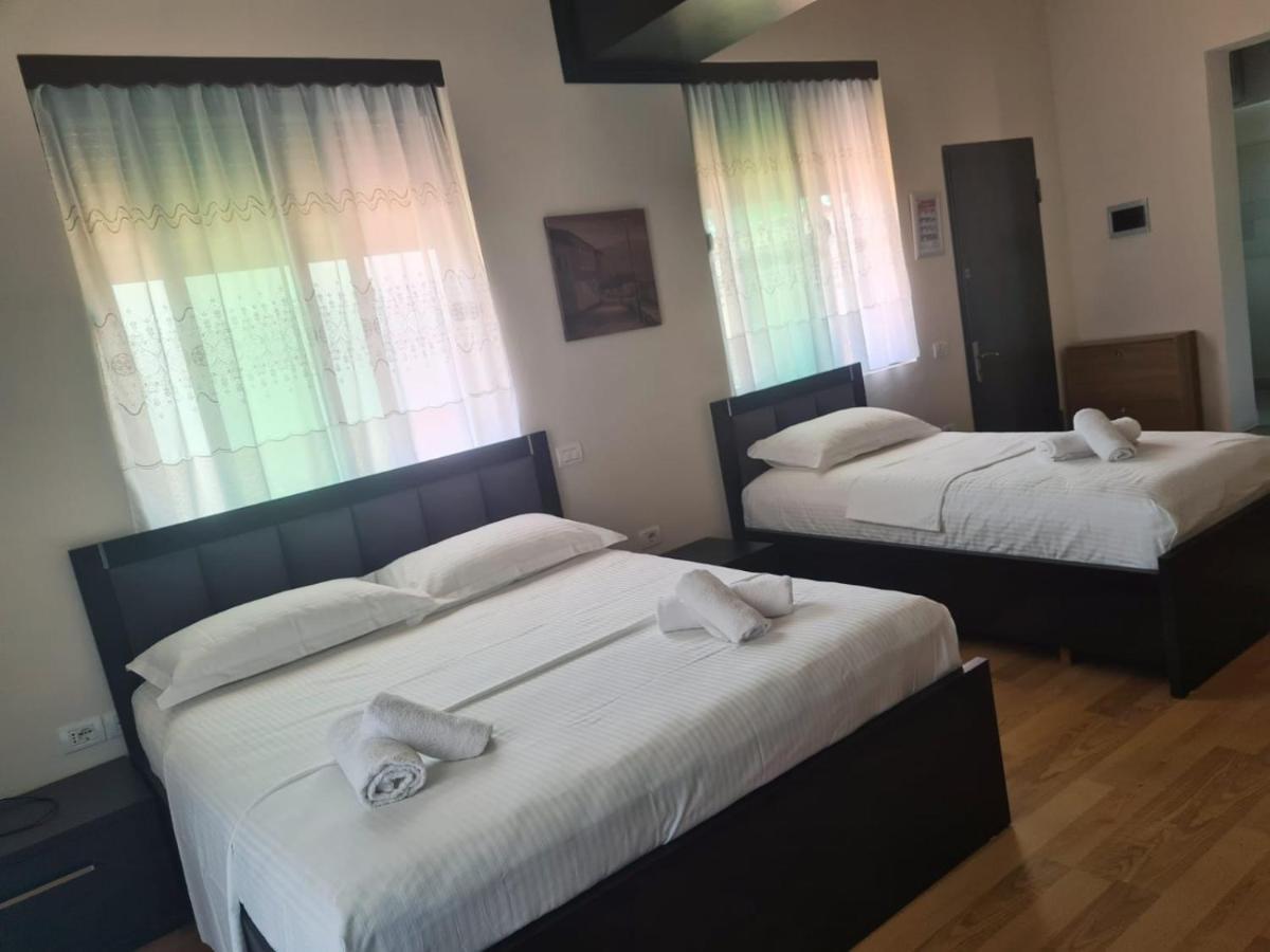 Vila 32 Берат Экстерьер фото