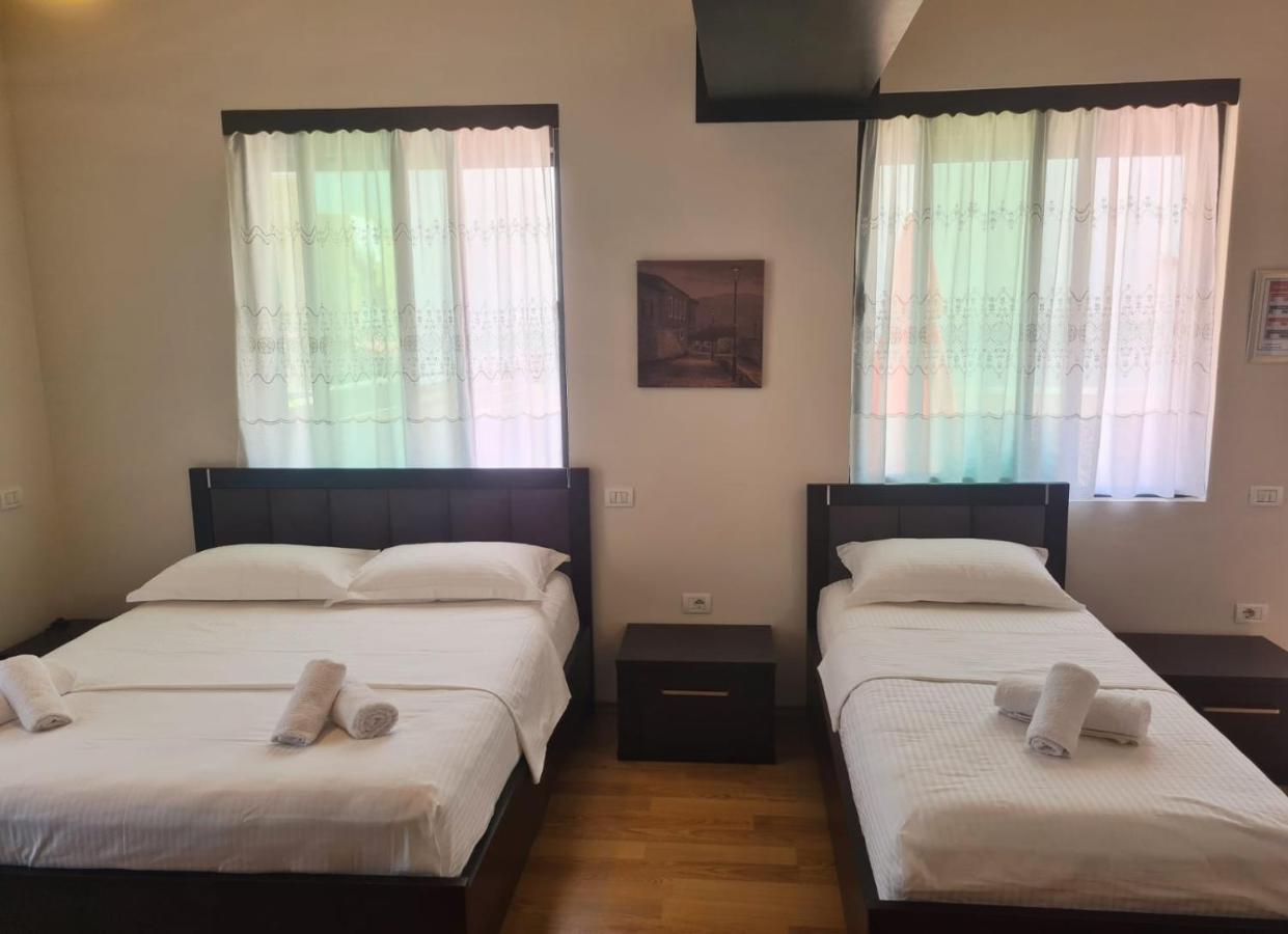 Vila 32 Берат Экстерьер фото